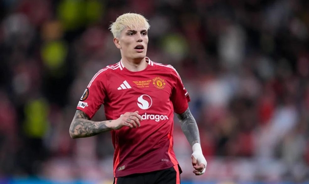 Sai lầm chí mạng của Man United: Tiếc nuối vụ Garnacho và bài học đắt giá
